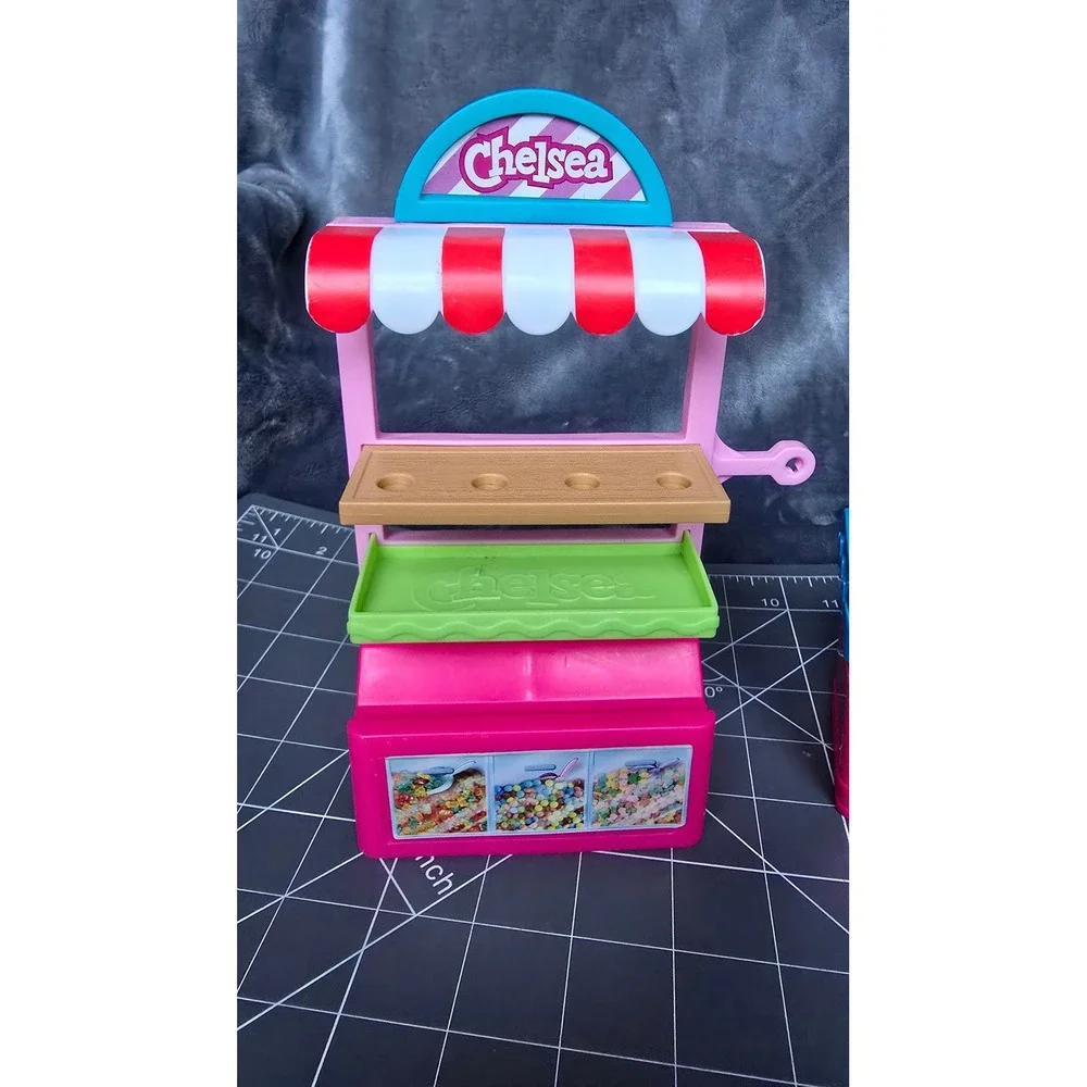 Barbie Club Chelsea Grocery Store Playset Snack Stand and Checkout Counter
